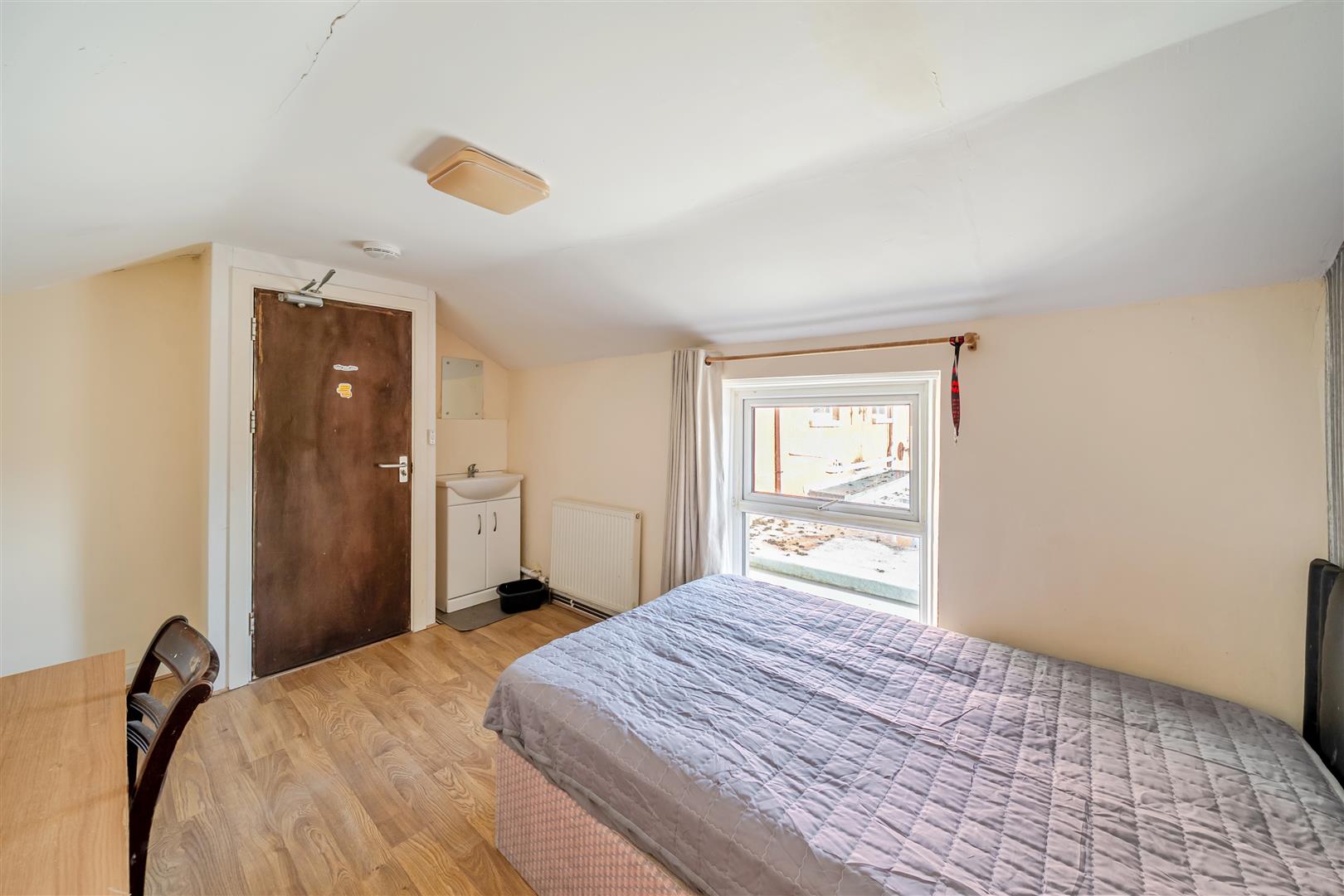 Vincent Street, Sandfields, Swansea, SA1 3TY